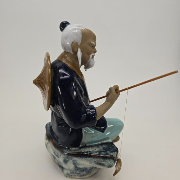 Mudman Figurine Elderly Fisherman On Rock Holding Fishing Rod Vintage Art JE137 - Picture 6 of 10